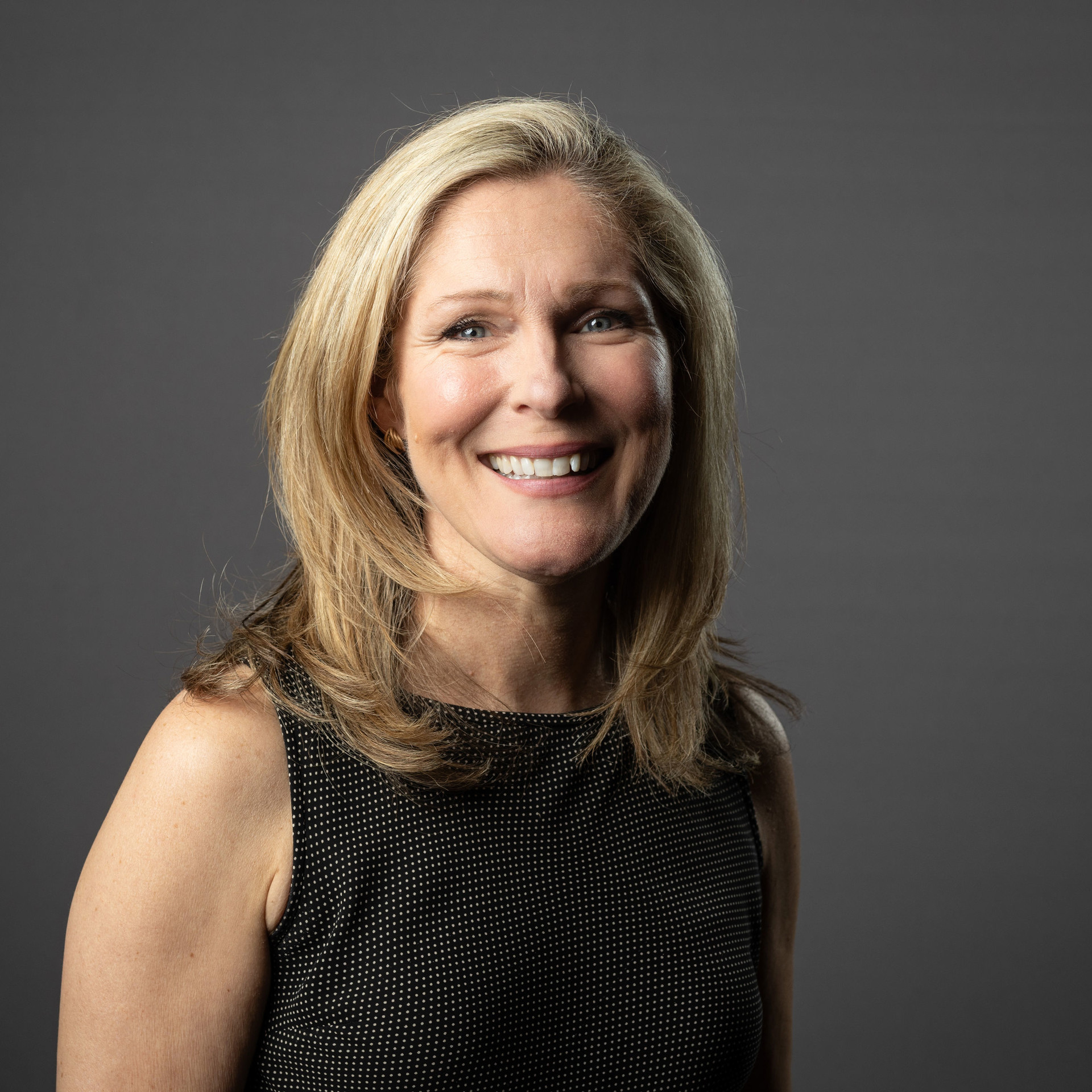 Professional Headshot of Rachel Kaitz